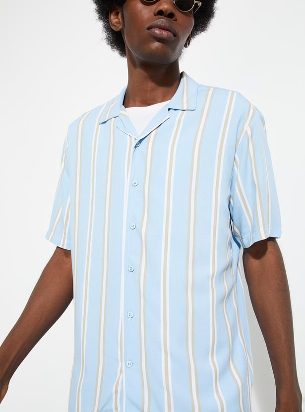 ね*す様 60s ombre stripe check shirt ₹899 | Campus Sutra men's Navy Blue & Ivory White Ombre-Striped