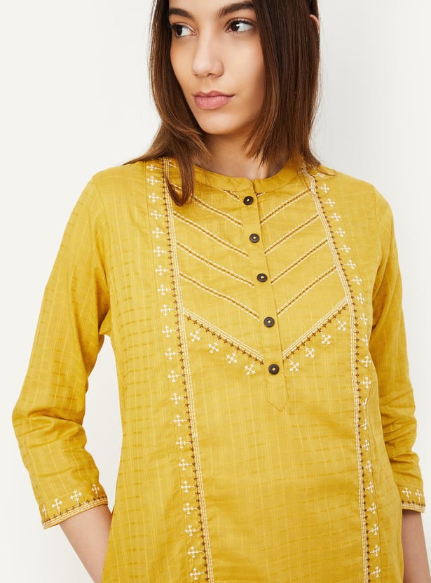 Buy Women Embroidered Kurta with Pocket Online at just Rs. 699.0