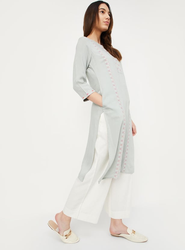 Women Embroidered Straight Kurta