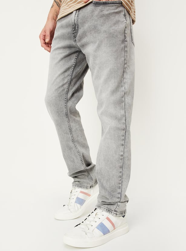 Men Regular Fit Washed Jeans