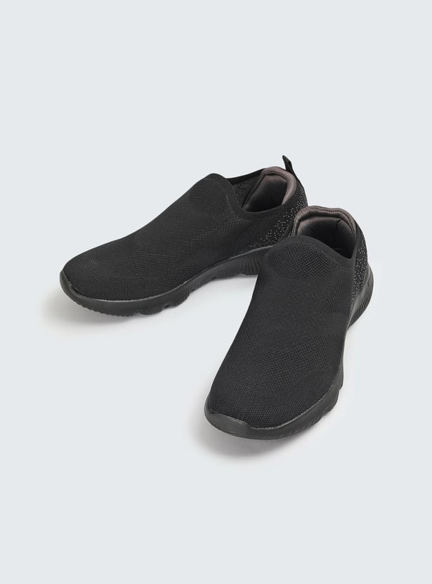 Men Knit Slip-On Sports Shoes