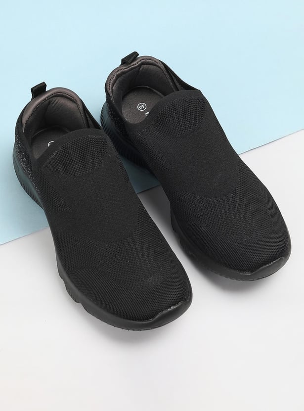 Men Knit Slip-On Sports Shoes