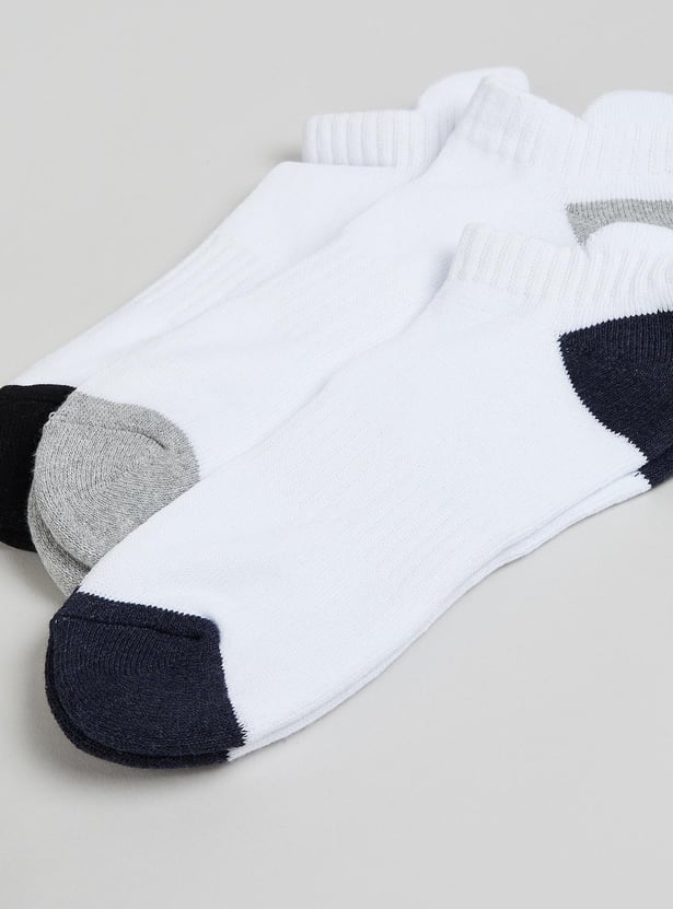 Men Colourblocked Ankle Length Socks - Pack of 3