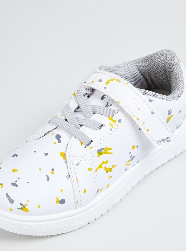 Boys Printed Velcro Strap Sneakers