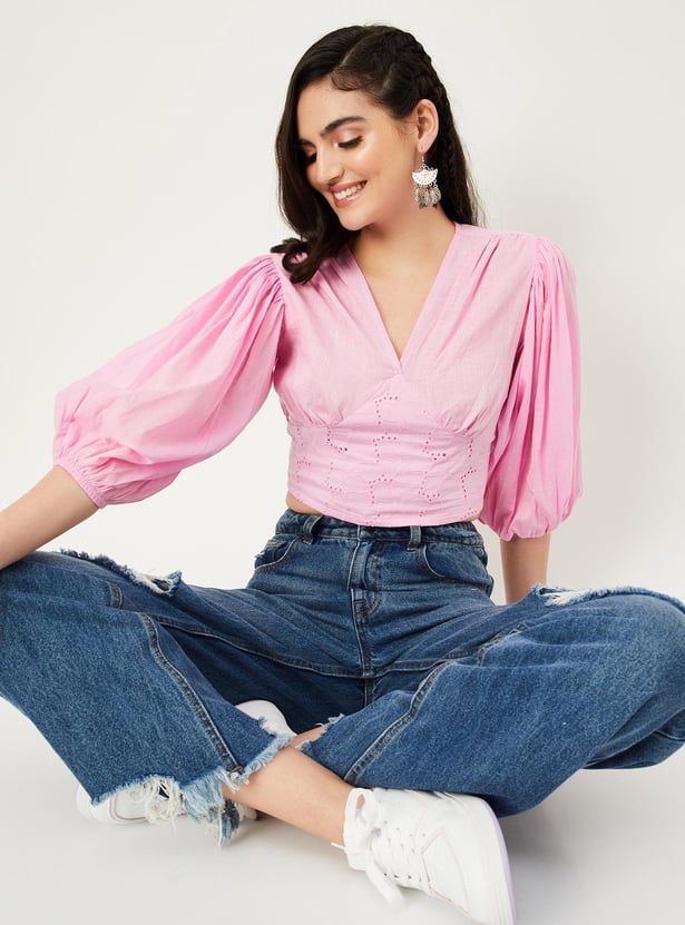 Women Solid Schiffli Crop Top