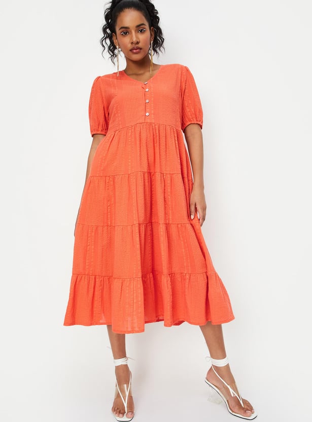 Women Textured Tiered Midi Dress