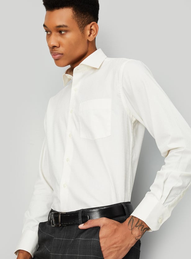 Men Slim Fit Solid Formal Shirt