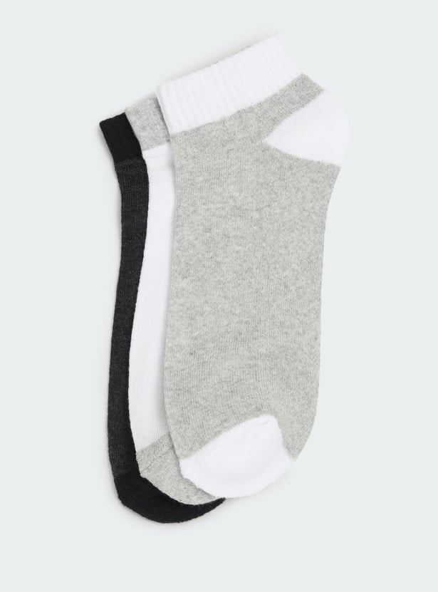 Men Colourblocked Ankle Length Socks - Pack of 3