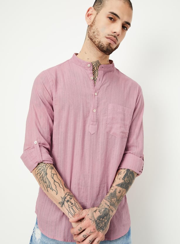 Men Dobby Woven Long Sleeve Kurta