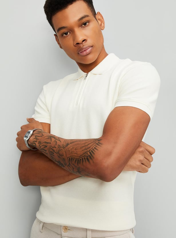 Men Textured Zipper Polo T-shirt