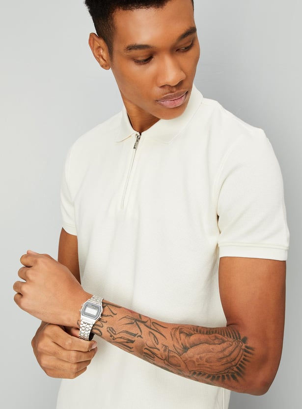 Men Textured Zipper Polo T-shirt