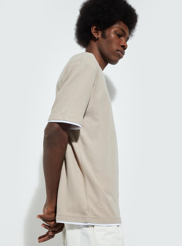 Buy URB_N Men Regular Fit Textured T-shirt Online at just Rs