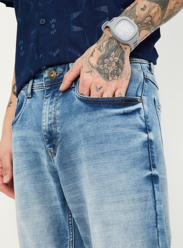 Men Regular Fit Washed Jeans