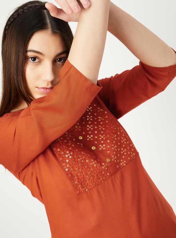 Women Sequinned Kurta with Pocket