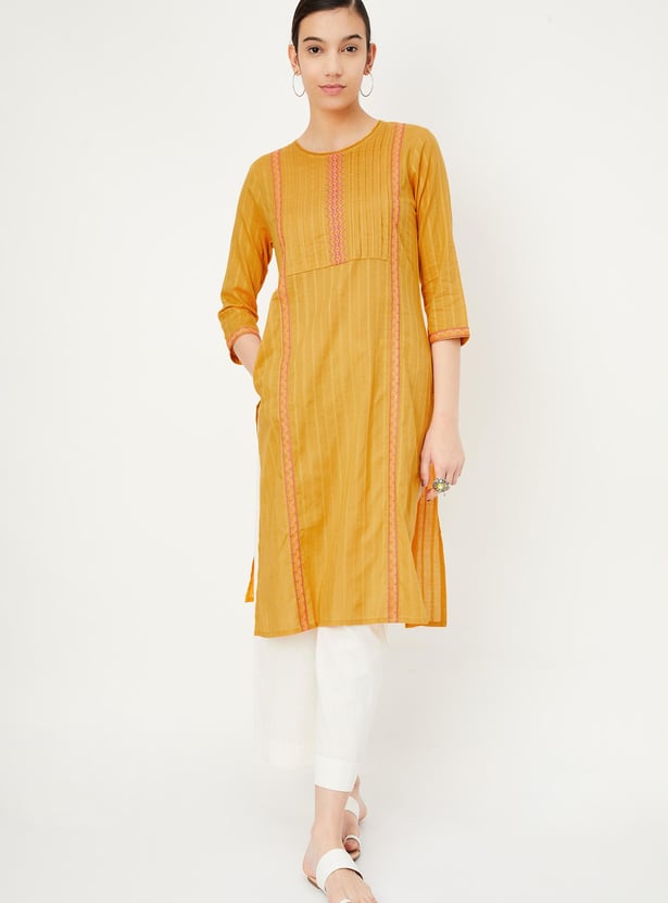 Women Embroidered Yoke Kurta with Pocket