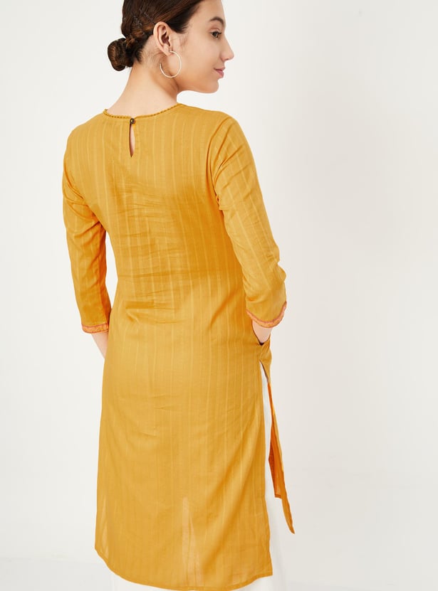 Women Embroidered Yoke Kurta with Pocket