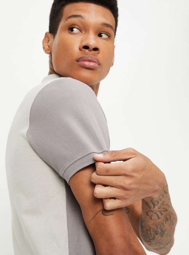 ColourBlocked T-Shirt: Grey