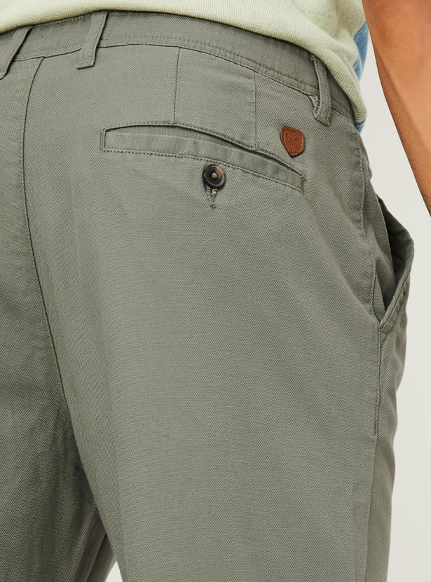 Men Solid Stretchable Slim Fit Chinos