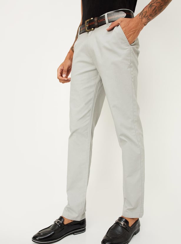 Men Solid Slim Fit Chinos