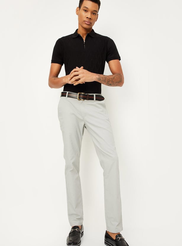 Men Solid Slim Fit Chinos