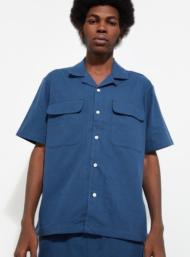 URB_N Men Oversized Solid Flap Pocket Shirt