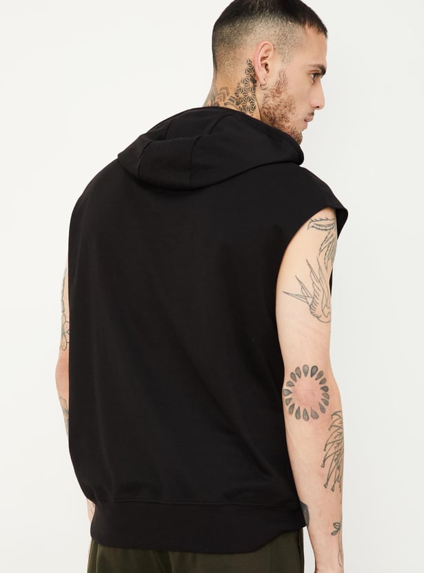 Men Printed Sleeveless Hooded T-shirt