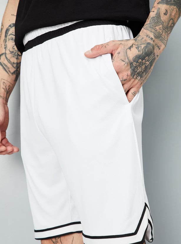 Men Athleisure Knit Shorts with Contrast Trim