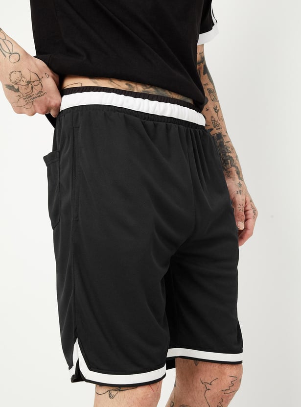 Men Athleisure Knit Shorts with Contrast Trim