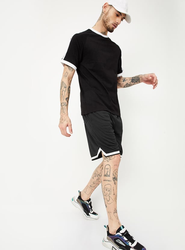 Men Athleisure Knit Shorts with Contrast Trim