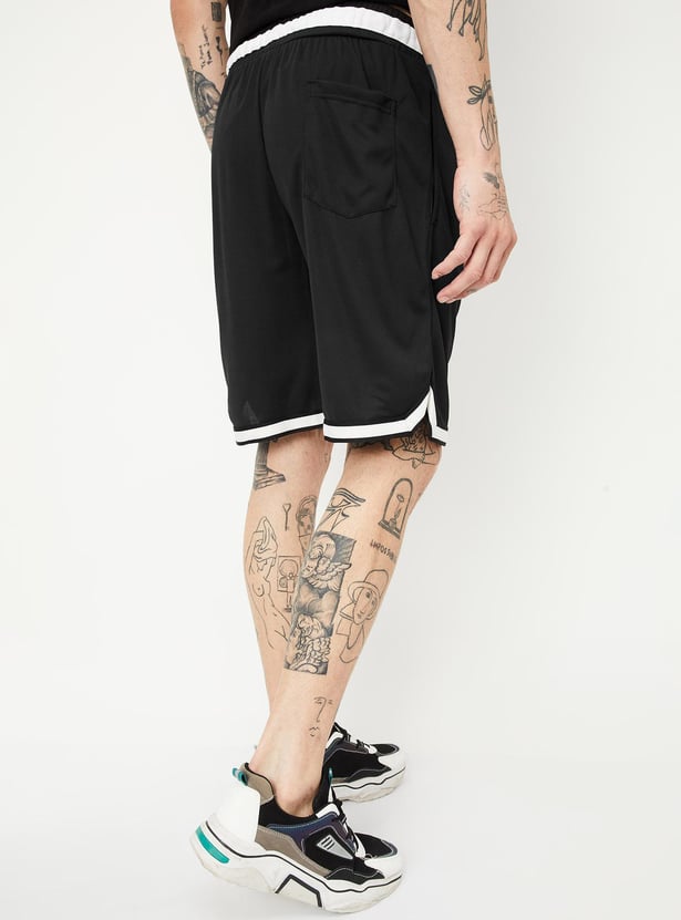 Men Athleisure Knit Shorts with Contrast Trim