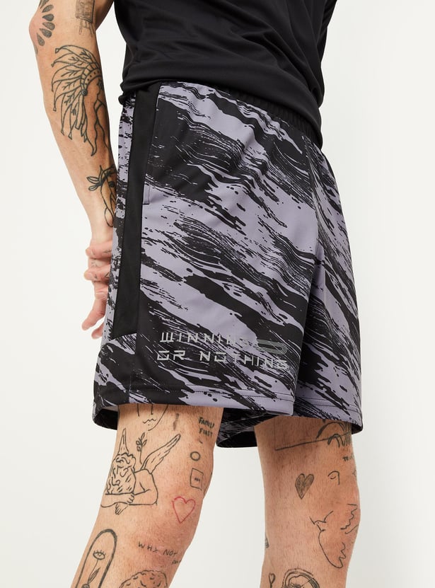 Men Printed Active Shorts