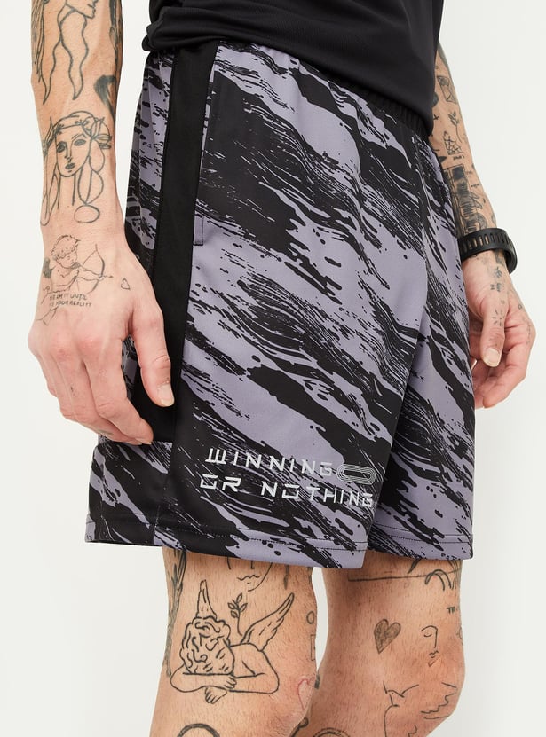 Men Printed Active Shorts