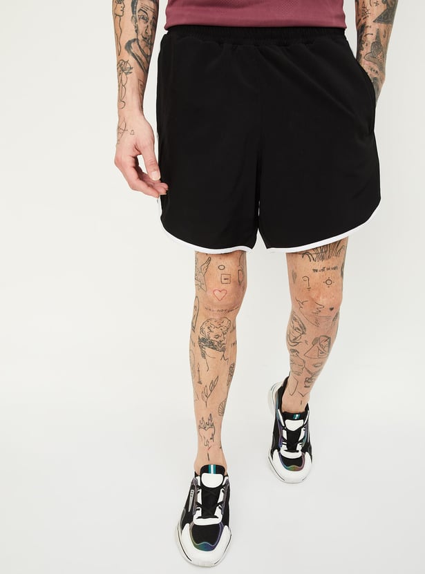 Men Printed Side Panel Active Shorts