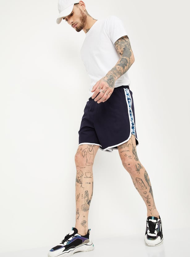 Men Printed Side Panel Active Shorts