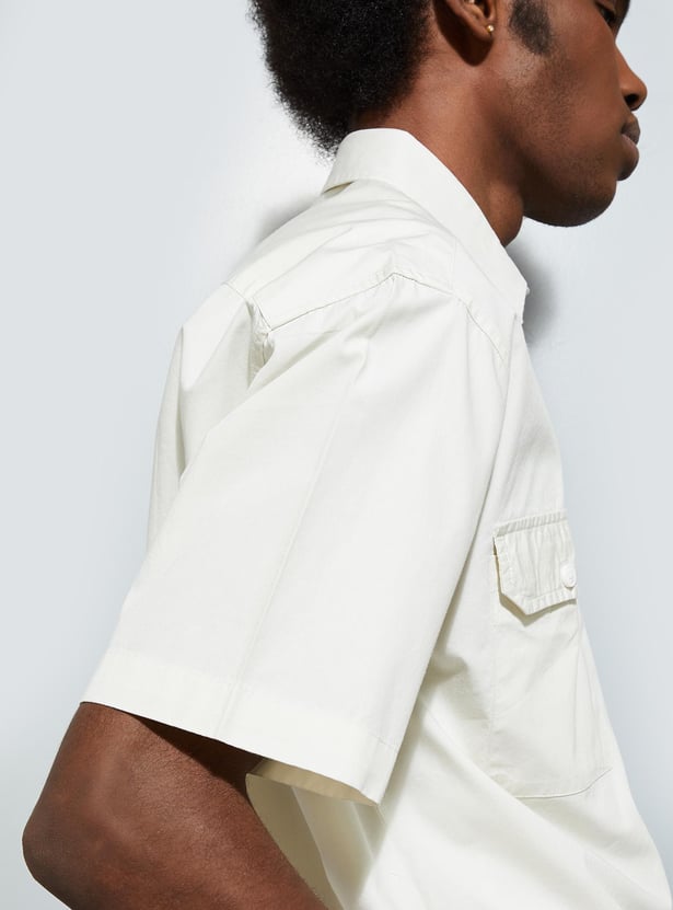 URB_N Men Relaxed Fit Solid Flap Pocket Shirt