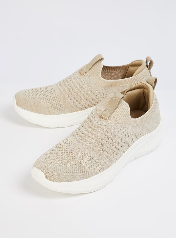 Women Knit Slip-On Sports Shoes