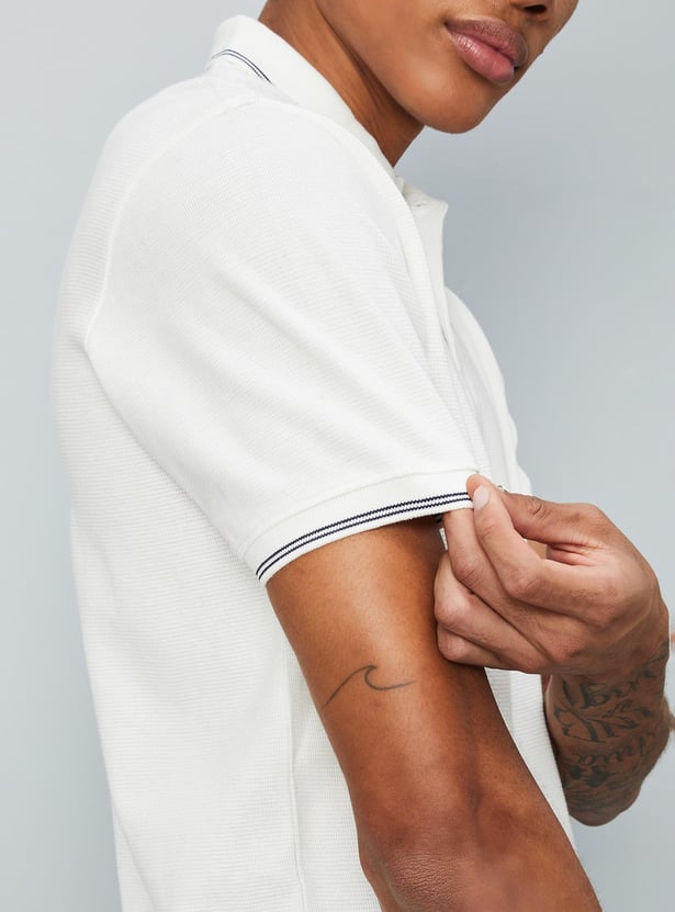 Men Regular Fit Solid Polo T-shirt