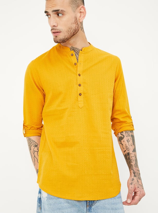 Men Dobby Woven Short Kurta