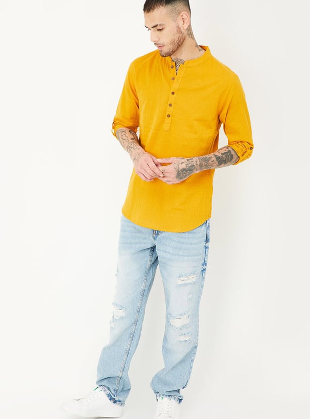 Men Dobby Woven Short Kurta