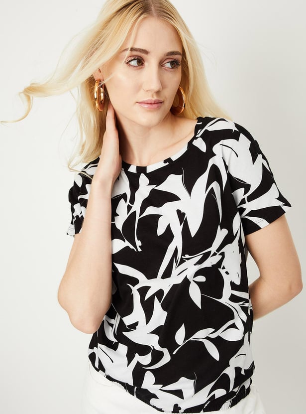 Buy Women Abstract Printed T-shirt Online at just Rs. 399.0 ...