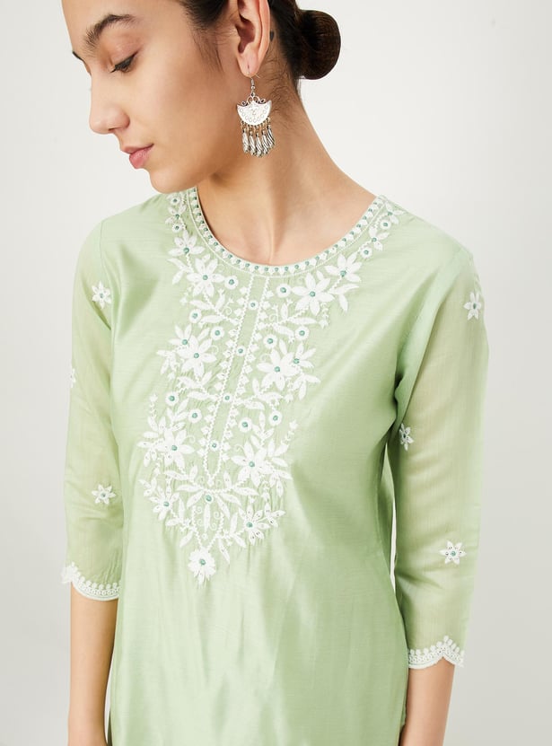 Women Embroidered Kurta Set with Dupatta