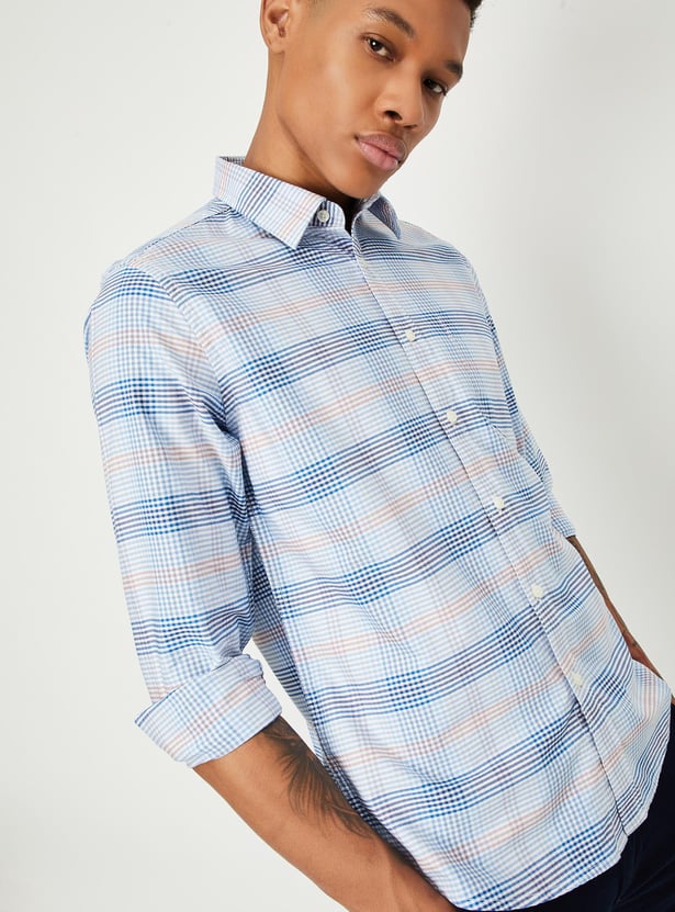 Men Regular Fit Checked Casual Shirt