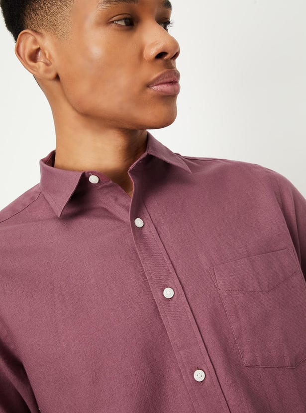 Buy Men Regular Fit Solid Casual Shirt Online at just Rs. 999.0 ...