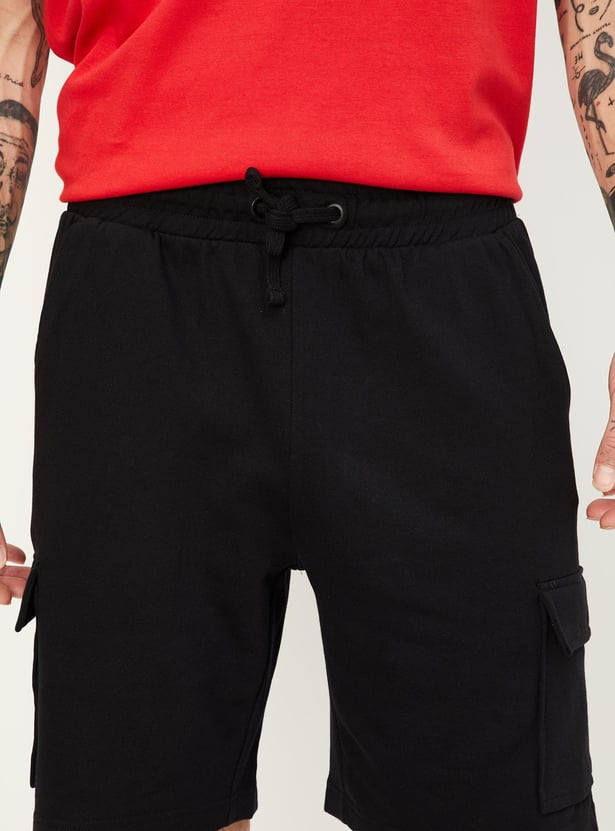 Men Solid Cargo Sports Shorts