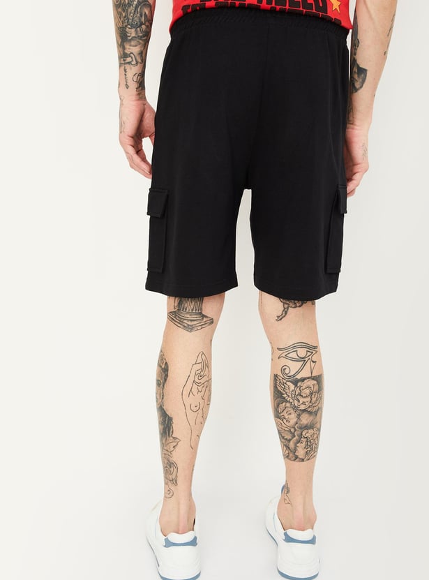 Men Solid Cargo Sports Shorts