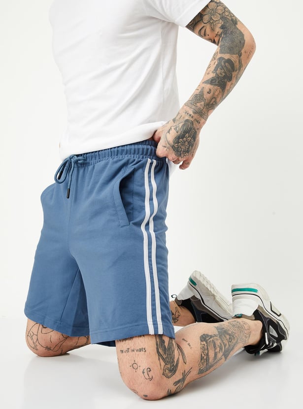 Men Side Striped Sports Shorts