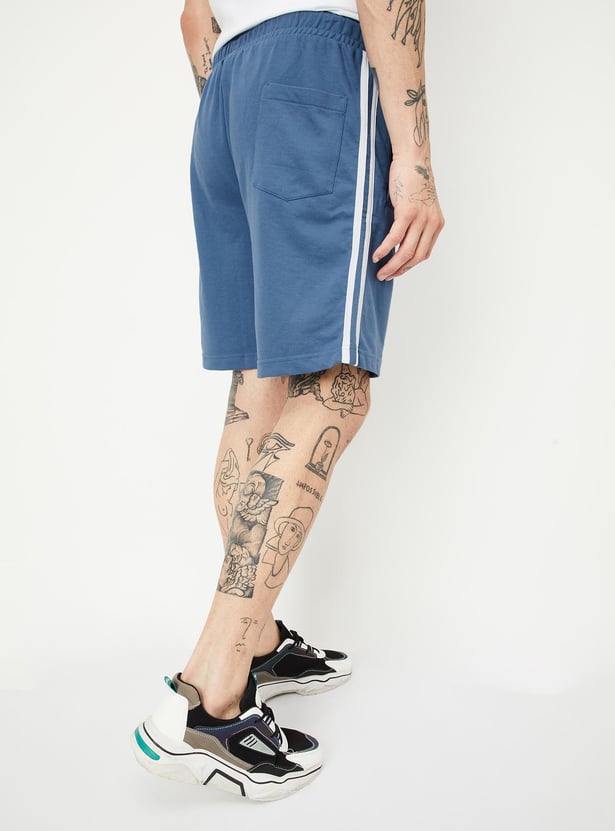 Men Side Striped Sports Shorts