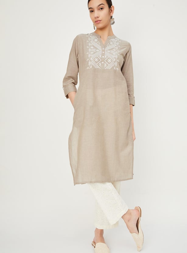 Women Embroidered Kurta with Pocket