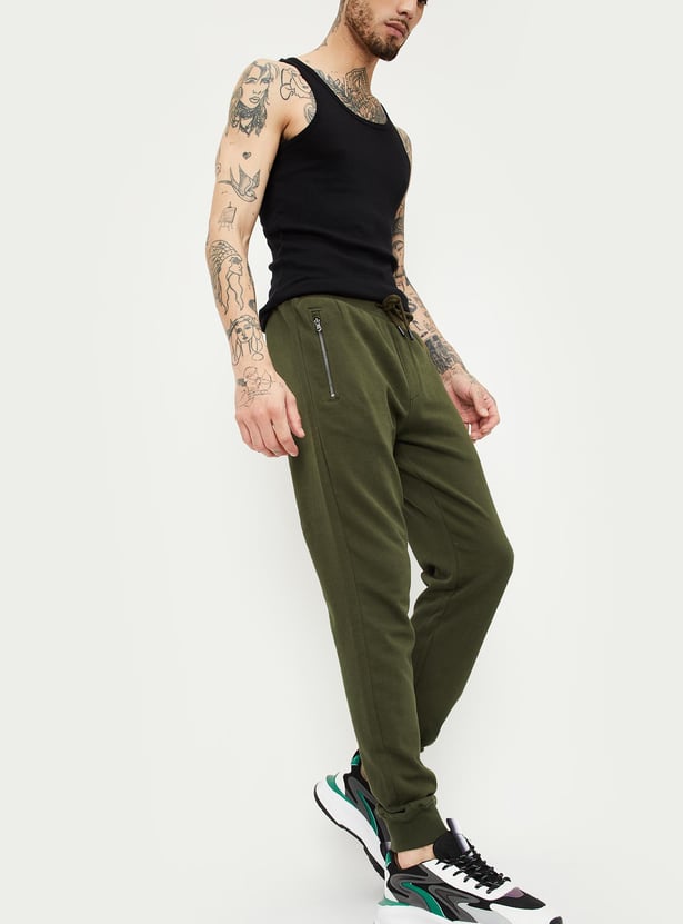 Men Solid Joggers with Zip Pockets