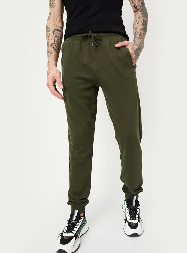 Men Solid Joggers with Zip Pockets